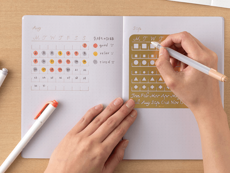 Midori Calendar Monthly Template L