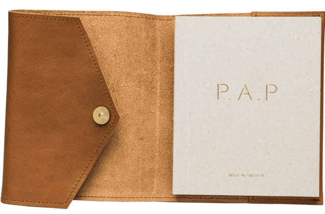 Hovedbilde P.A.P Skinncover inkludert notatbok A5, Cognac
